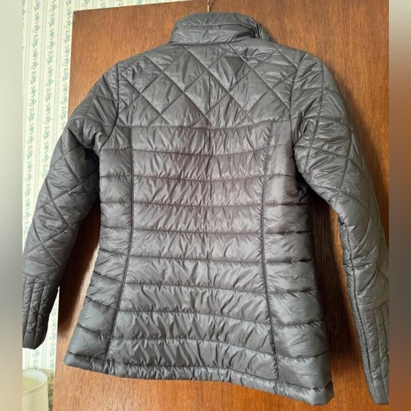 Patagonia Quilted Puffer Jacket - Picture 2 of 3